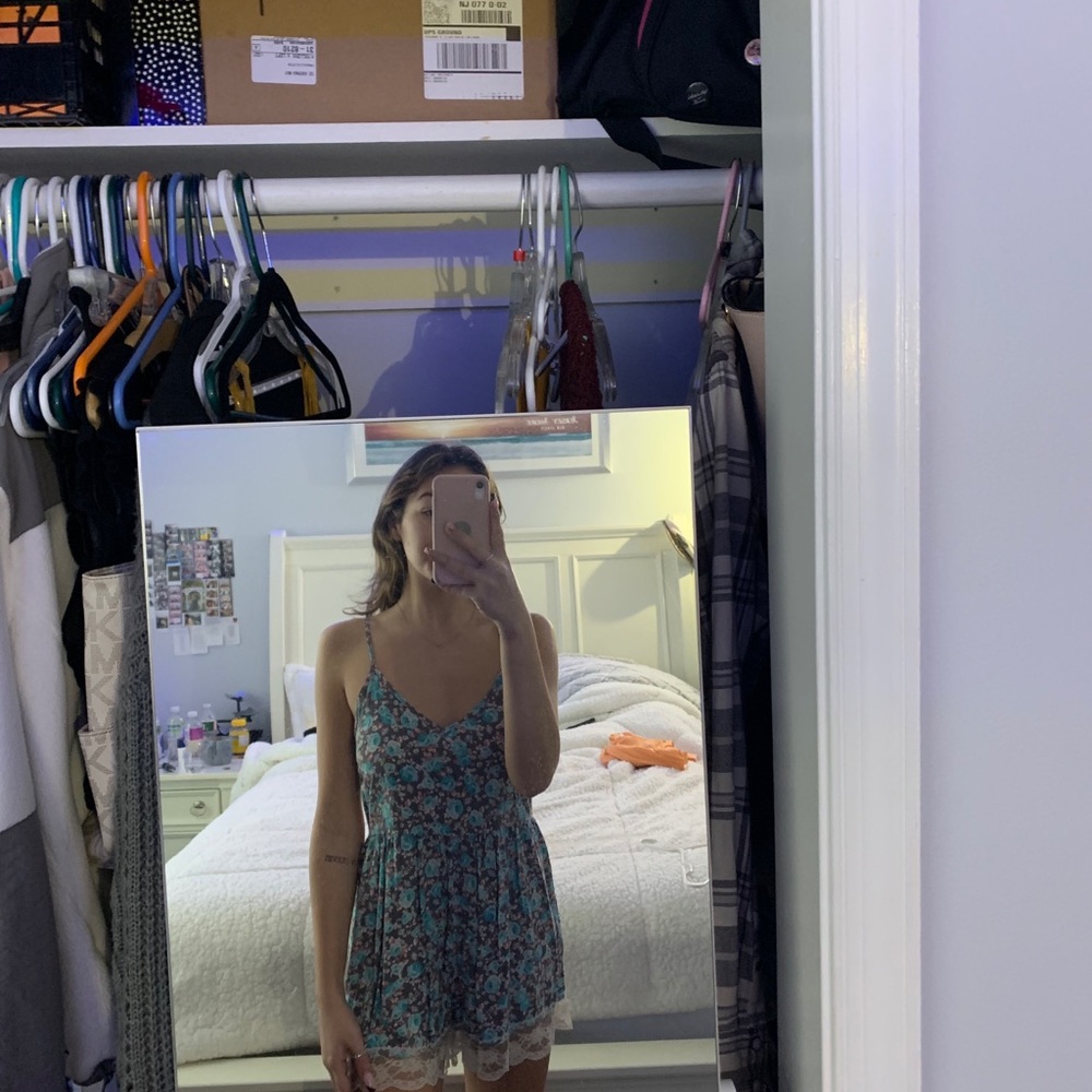 Romper - Picture 6 of 7